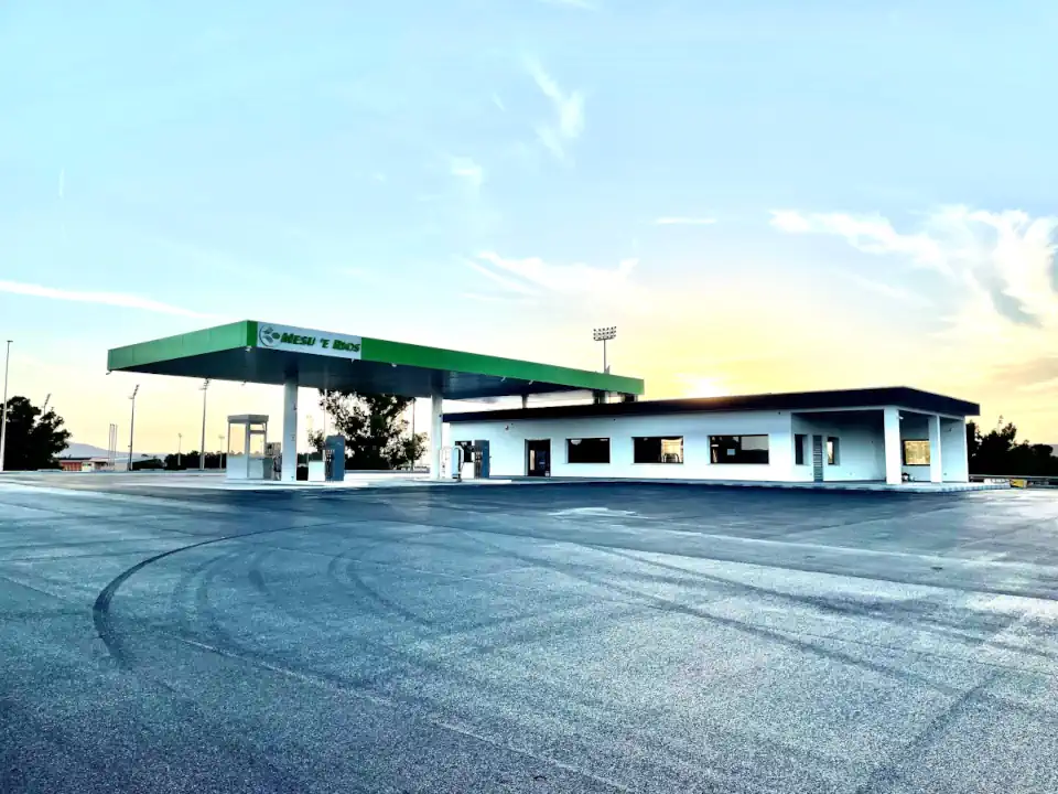 Distributore Mesu e Rios Chilivani 2